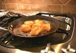 Slim Man Cooks Seared Scallops