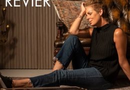 Robin Revier – Crooked House